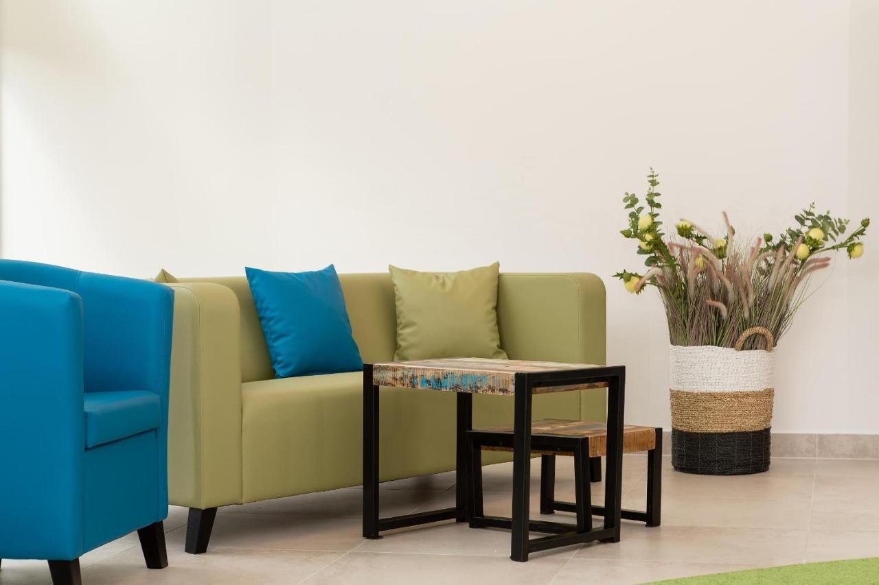 Aquamarina Onyx Marina Invest *